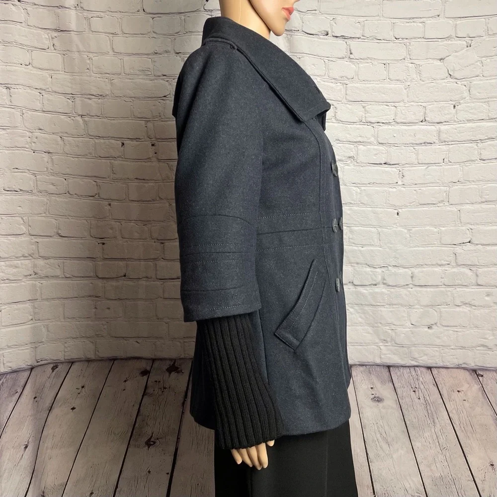 Andrew Marc Wool Coat Jacket Grey Color Knit Cuffs Size 6 - Picture 2 of 15